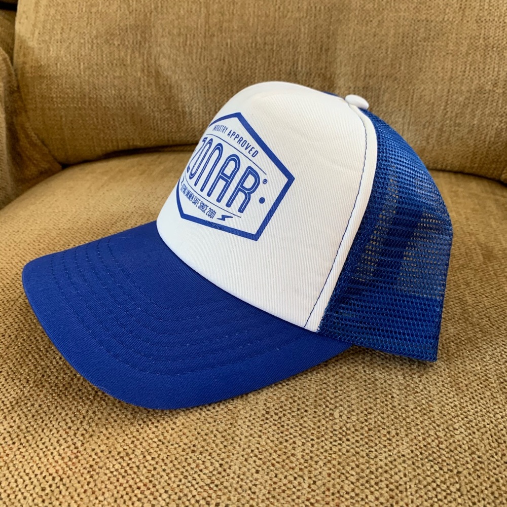 Zoonar Blue & White Fresh SNAP Back Mesh Ball Cap